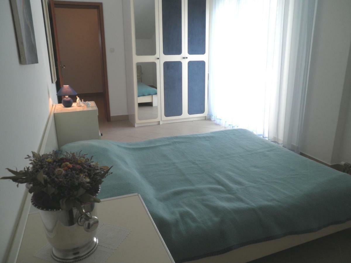 Apartment Punat Ngoại thất bức ảnh
