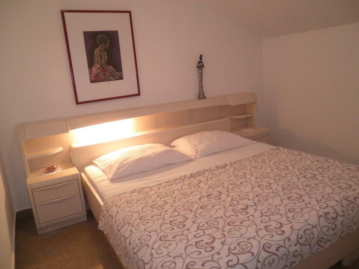 Apartment Punat Ngoại thất bức ảnh